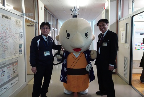 三中のゆき 